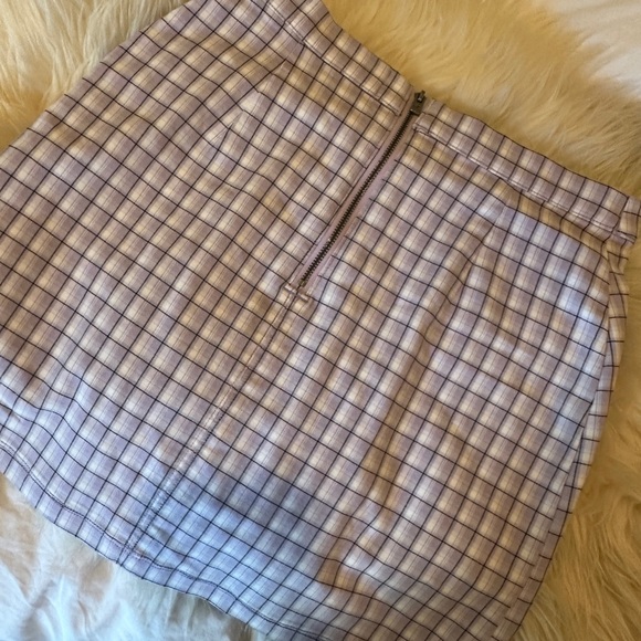 Ultra High-Rise Plaid Mini Skirt - Picture 3 of 4